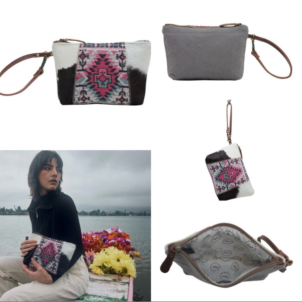 Mia Pouch